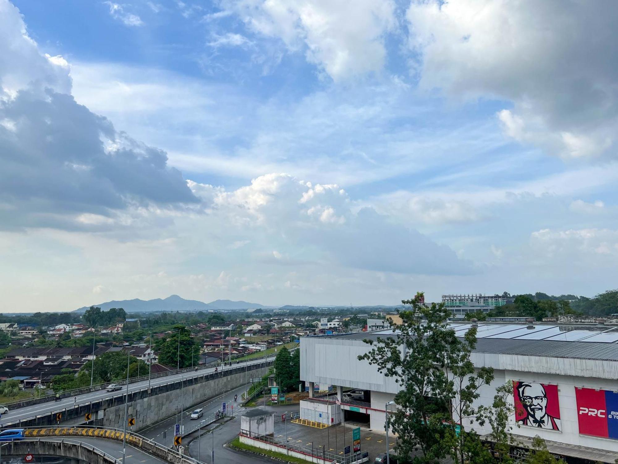 Modern Muji Retreat Near Garden With Free Netflix Apartment